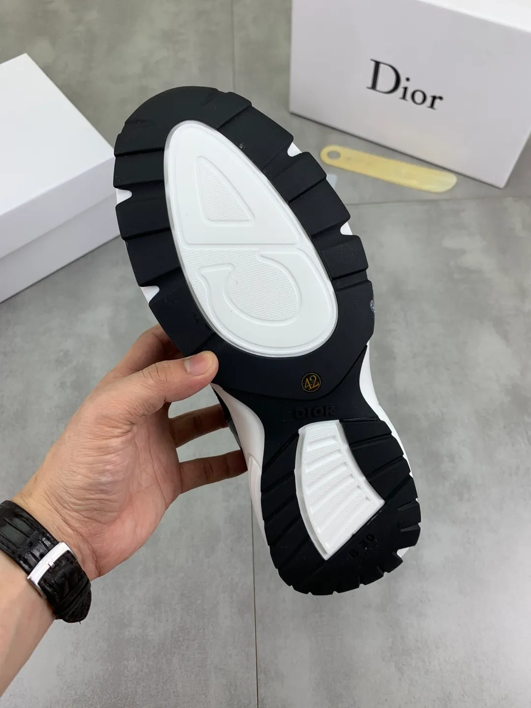 Men's Men's Shoes💰P420💰[New Style]🆘[Dior] 2025 Dior Original Lace-up Low-top Men's Shoes Classic casual shoes 🔥This model is the official classic model, with high quality and made by famous original designers. It is made of high-quality cowhide with original materials➕Comfortable and breathable mesh lining➕Pigskin insole. The perfect last shape and generous and fashionable design have attracted many consumers. Suitable for drivers to drive🚗. What you want is the highest quality in the market. Color: 3️⃣Color code number: 38--44 (45 customized)